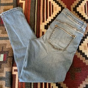 2/$20 - Apt. 9 Jeans, Capri, size 8